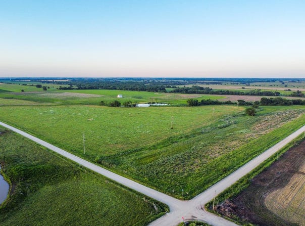 0000 3000 St, Moran, KS 66755