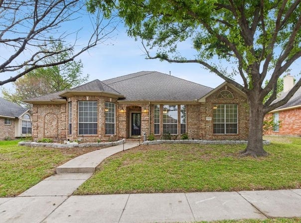 7302 Tallowtree Drive, Rowlett, TX 75089