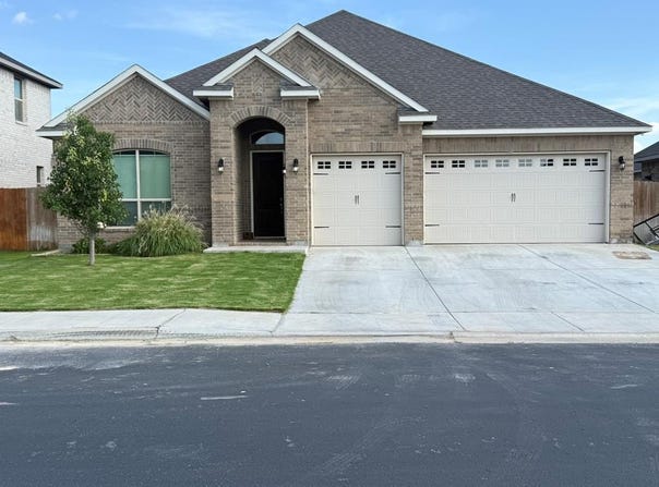 1718 Overshine Lane, Midland, TX 79705
