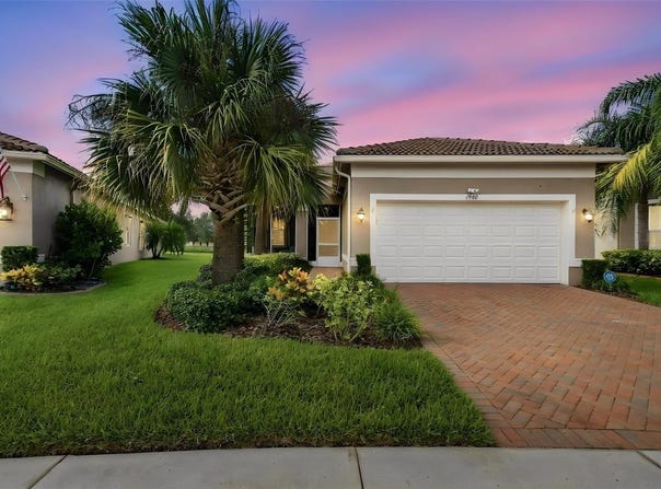 4902 SANDY GLEN Way, WIMAUMA, FL 33598