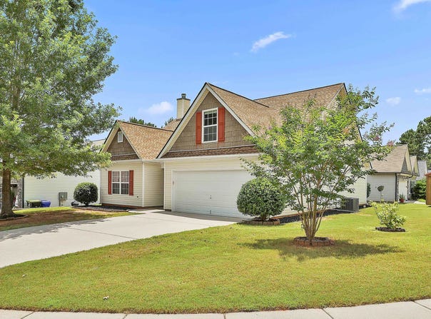 18 Hill Top, Grantville, GA 30220