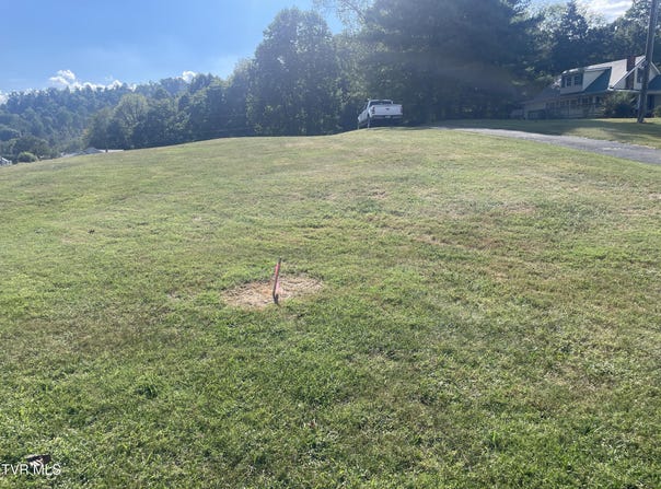 1709 Southside Road, Elizabethton, TN 37643