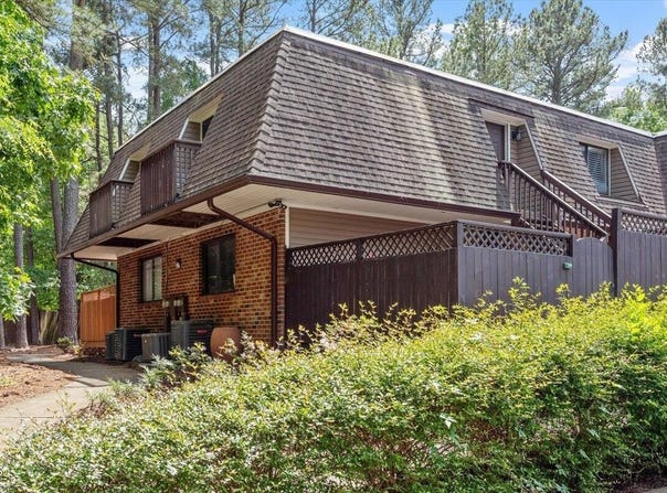 294 Summerwalk Circle, Chapel Hill, NC 27517
