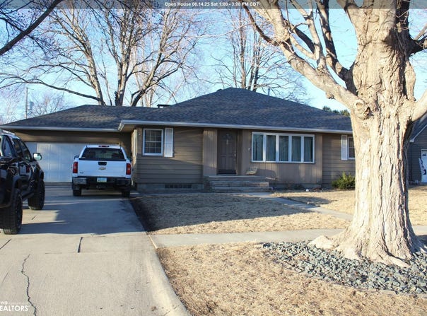 760 W 7th Street, Garner, IA 50438