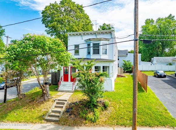 1818 4th Street, Rensselaer, NY 12144