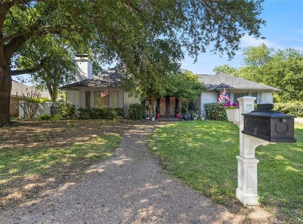 1605 Lamberth Circle, Sherman, TX 75092