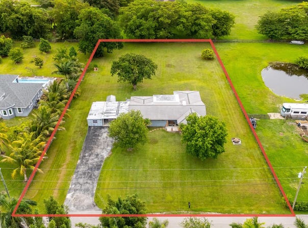 5490 SW 128 Avenue, Southwest Ranches, FL 33330