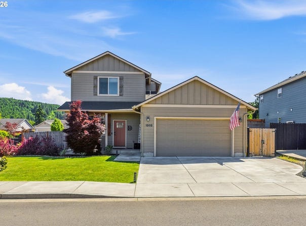 1202 ALBATROSS Ct, SweetHome, OR 97386