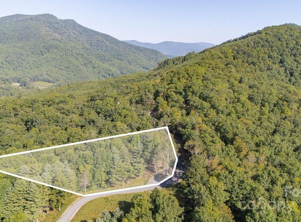 Clear Creek Drive unit: 12, Spruce Pine, NC 28777