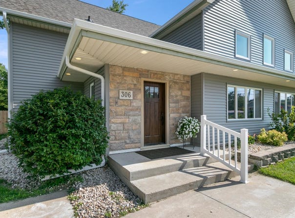306 E Lake Avenue, Monticello, WI 53570