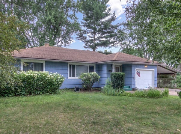 3323 Locust Lane, Eau Claire, WI 54703