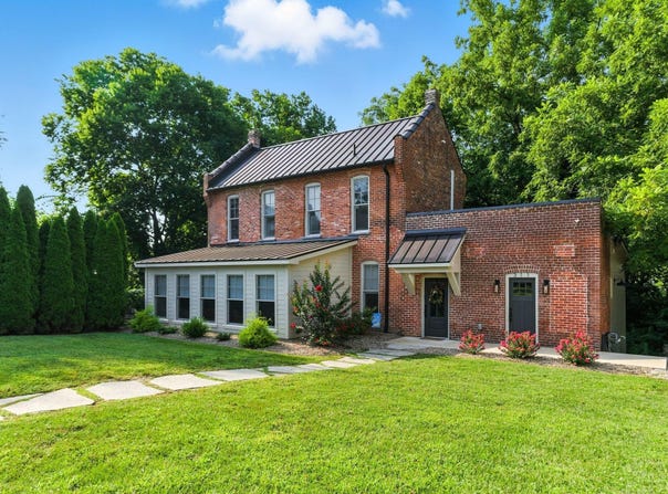 311 West Third Street, Frankfort, KY 40601