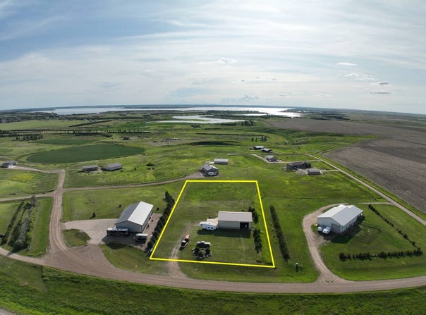 103 Kourtney Pl, Pierre, SD 57501