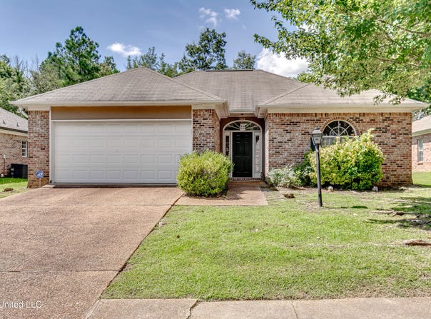 1013 Camdenmill Drive, Ridgeland, MS 39157