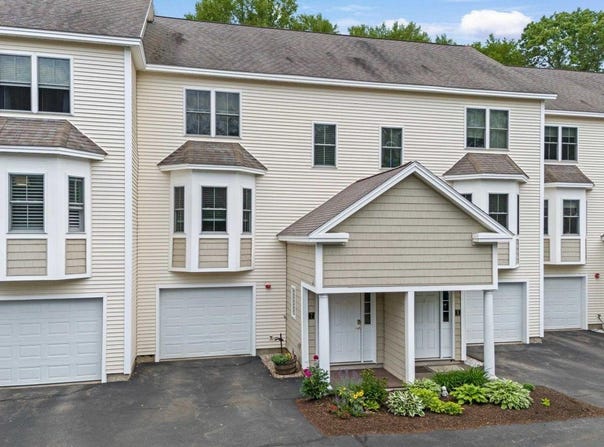 243 Drakeside Road, Hampton, NH 03842