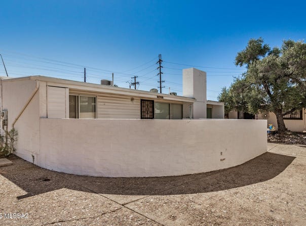 2764 S Kolb Road, Tucson, AZ 85730
