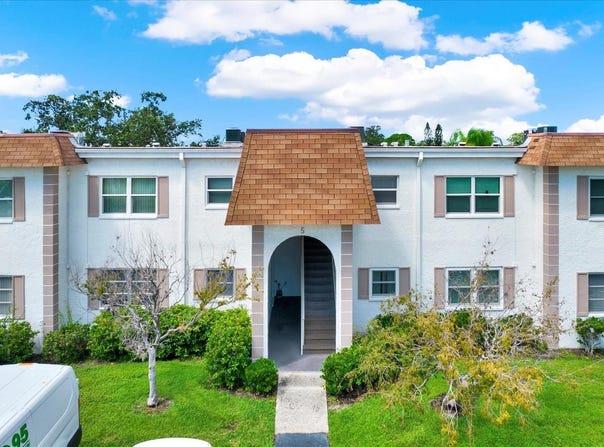 235 S MCMULLEN BOOTH Road, CLEARWATER, FL 33759