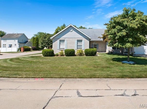 313 Radcliff Road, Shiloh, IL 62221