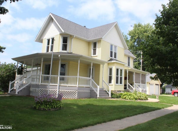 419 S 8th Street, Osage, IA 50461