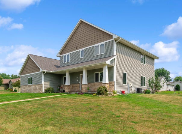 1410 S Prospect St, Shawano, WI 54166