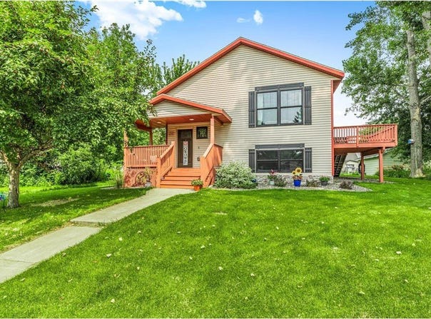 410 1st Avenue N, Sartell, MN 56377