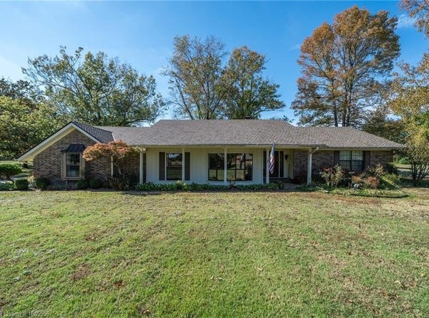 1303 S Hwy 96, Lavaca, AR 72941