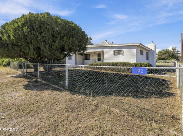 102 Aztec Avenue, Hurley, NM 88043