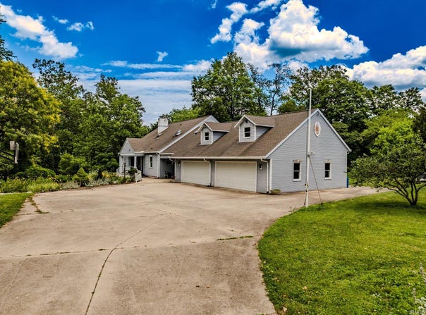 4610 S Burlington Drive, Muncie, IN 47302