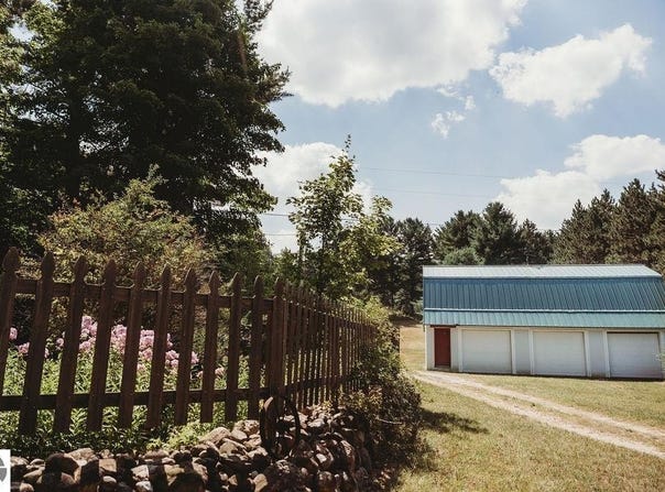 11268 WATSON ROAD, WILLIAMSBURG, MI 49690