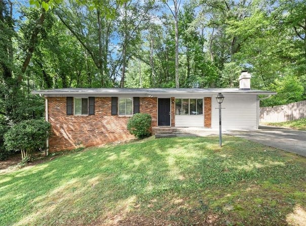 422 Afton Drive, Roswell, GA 30075