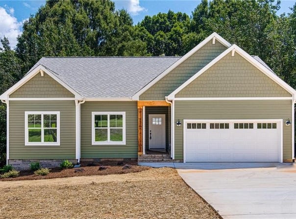 8520 Senoa Drive, Lewisville, NC 27023