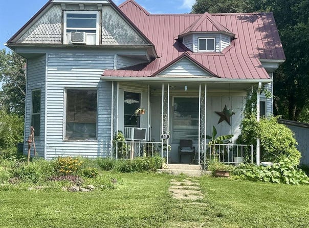 209 E Main Street, Pulaski, IA 52584