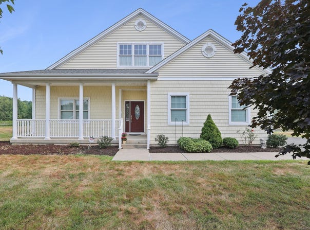 752 Matthews Street, Bristol, CT 06010