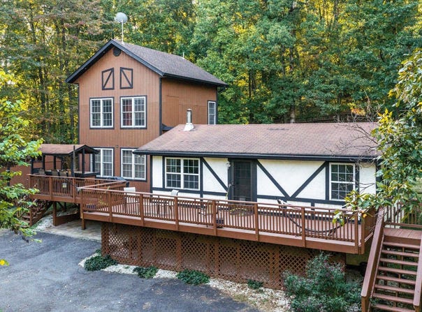 104 LAUREL Lane, BLUEMONT, VA 20135