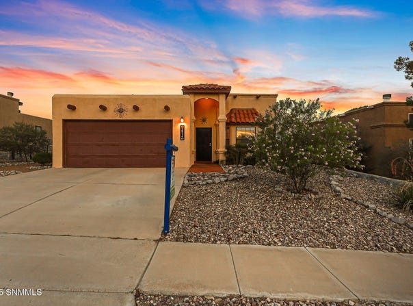 1914 S Settlers, Las Cruces, NM 88012