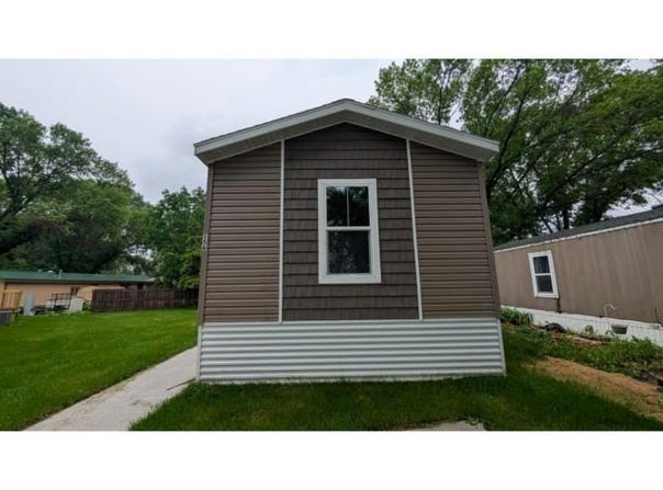 156 lynn, Mankato, MN 56001