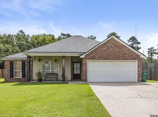 35630 Melrose Ave, Denham Springs, LA 70706