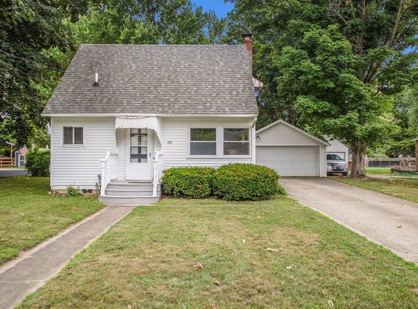 69 Balfour Drive, Coldwater, MI 49036