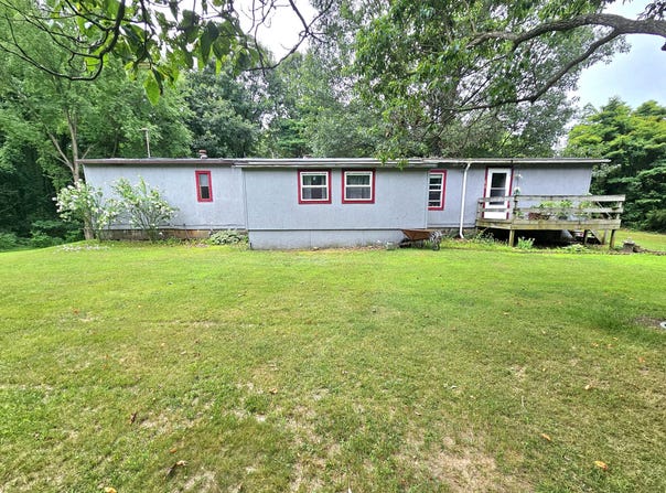 64229 Fair Road, Sturgis, MI 49091