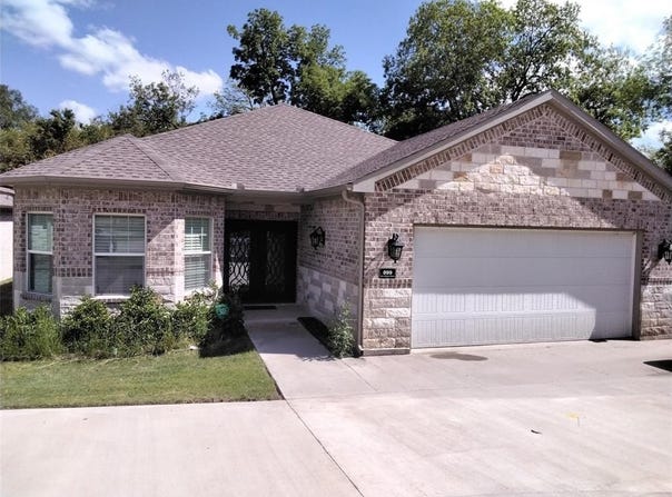 899 E Jefferson Street, Van Alstyne, TX 75495
