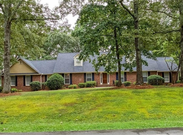 49 Oak Hill Drive, Rockmart, GA 30153