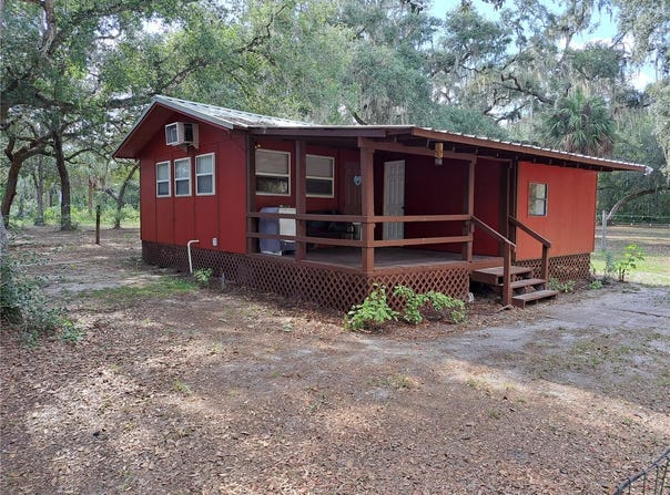 17010 SE 95TH ST RD, OCKLAWAHA, FL 32179