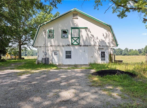 40175 Banks Road, Grafton, OH 44044