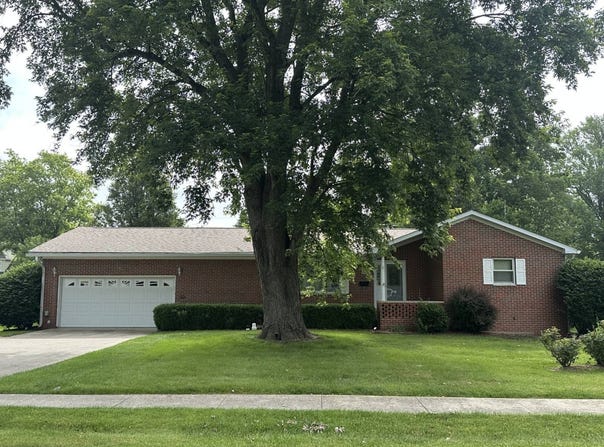 531 Sumner, Carlinville, IL 62626