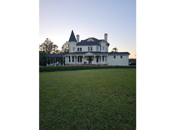 619 Willcox Ave, Marion, SC 29571