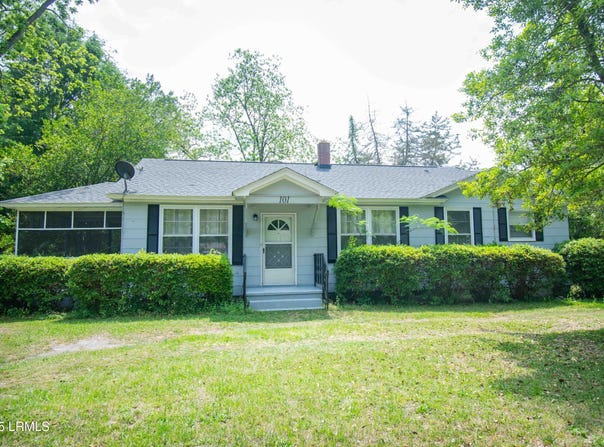 101 Brabham Street, Brunson, SC 29911