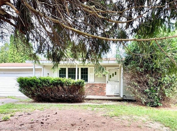 5435 Mancelona Drive, Grand Blanc, MI 48439