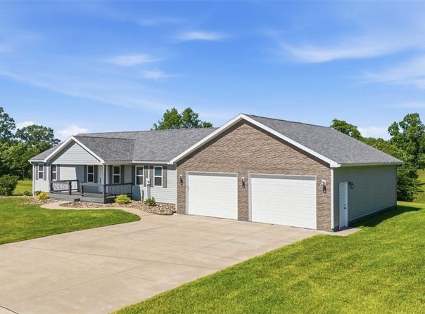 2575 Moody Ridge Road, Vincent, OH 45784