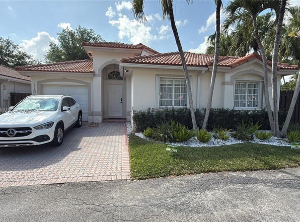 11322 NW 59th Ter, Doral, FL 33178