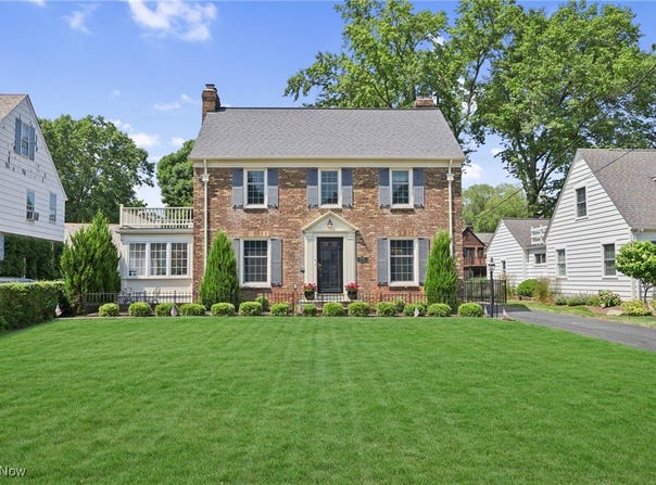 21702 Lake Road, Rocky River, OH 44116